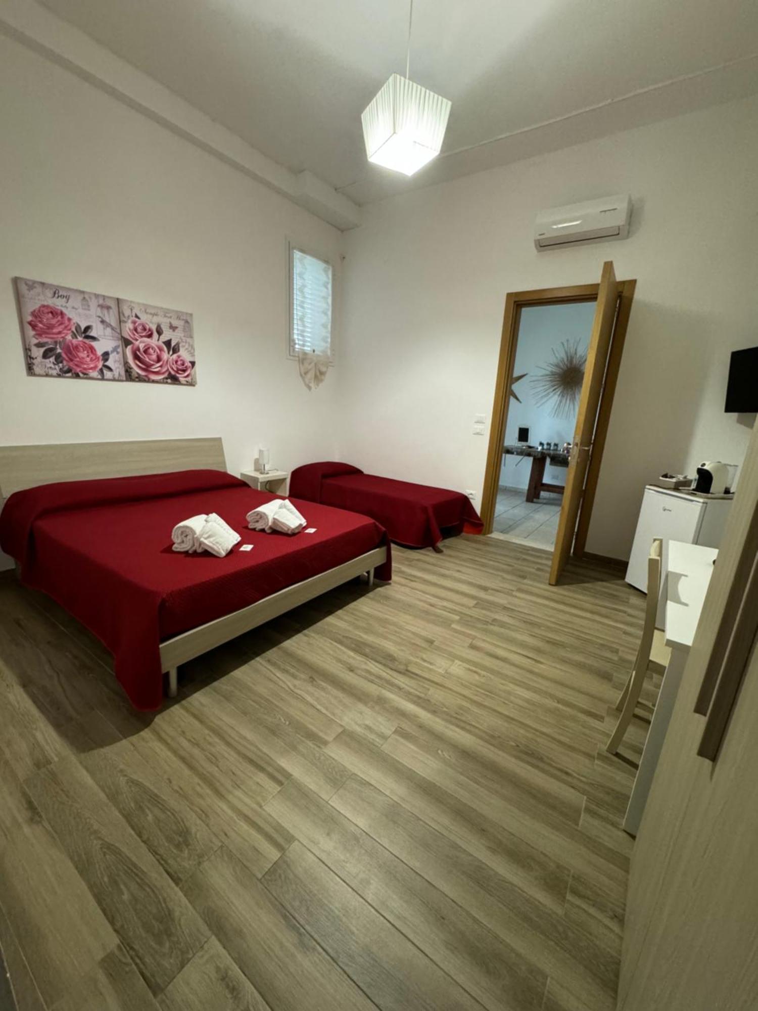 Carpentry Bed & Breakfast Uggiano La Chiesa Exterior photo